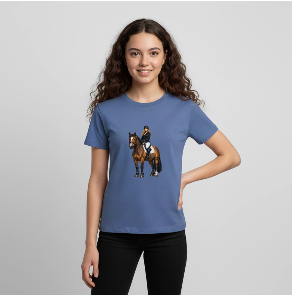 Premium T-Shirt "Frau auf Pferd" - Taubenblau